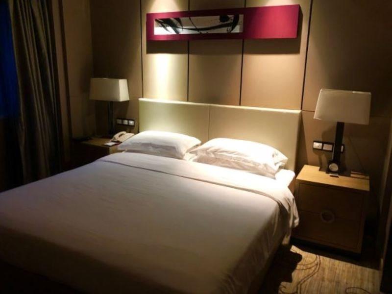 รามาดา บาย วินด์แฮม ซีอาน เบลล์ ทาวเวอร์ Hotel ภายนอก รูปภาพ
