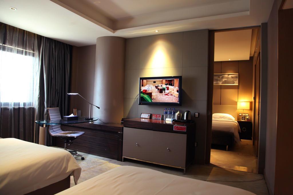 รามาดา บาย วินด์แฮม ซีอาน เบลล์ ทาวเวอร์ Hotel ภายนอก รูปภาพ