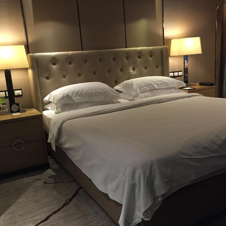 รามาดา บาย วินด์แฮม ซีอาน เบลล์ ทาวเวอร์ Hotel ภายนอก รูปภาพ