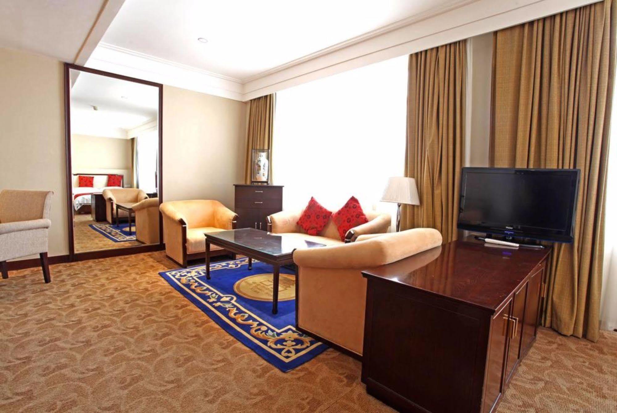 รามาดา บาย วินด์แฮม ซีอาน เบลล์ ทาวเวอร์ Hotel ภายนอก รูปภาพ