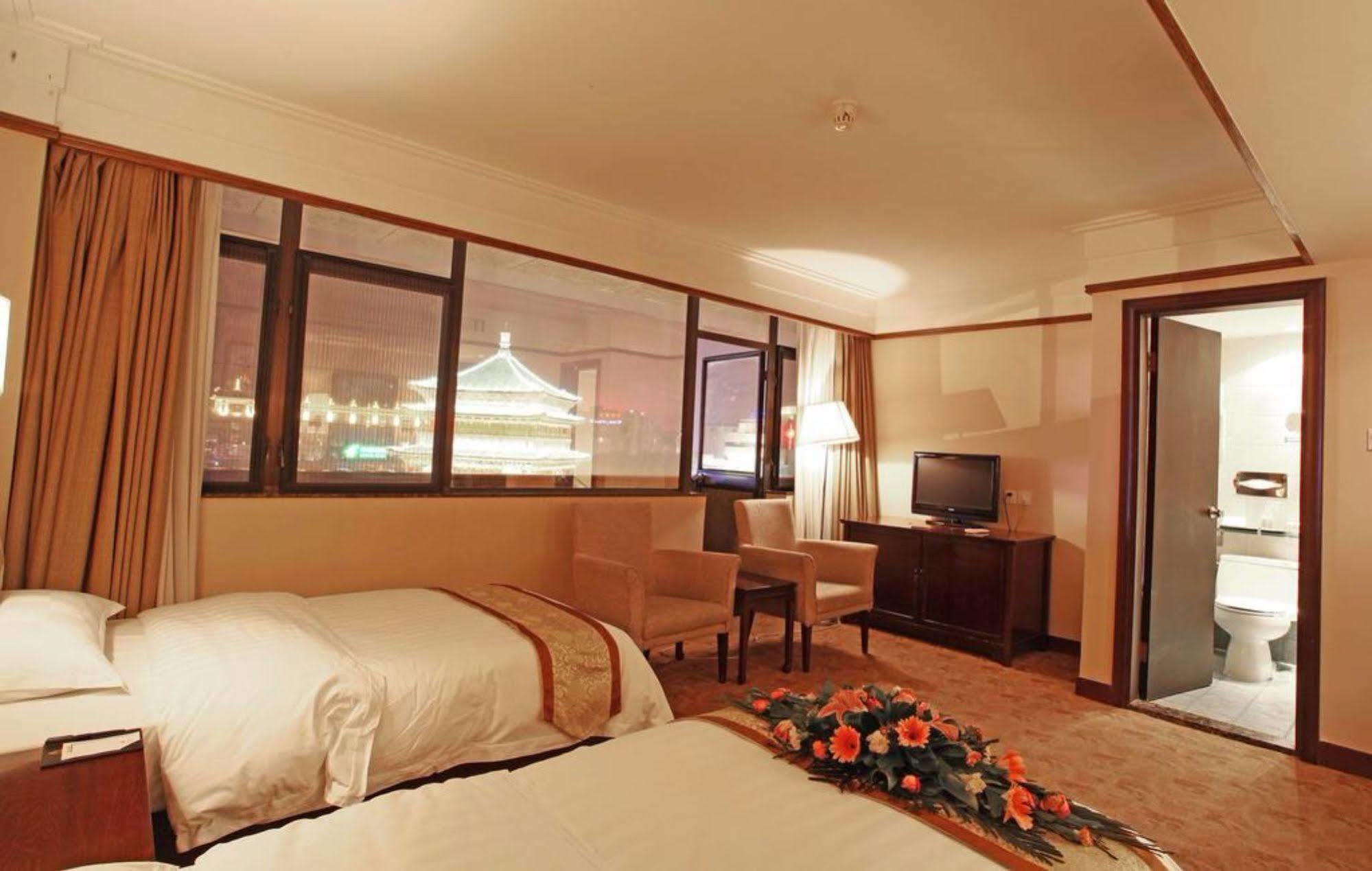 รามาดา บาย วินด์แฮม ซีอาน เบลล์ ทาวเวอร์ Hotel ภายนอก รูปภาพ