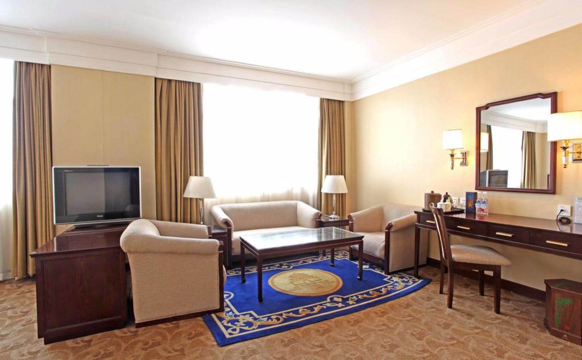 รามาดา บาย วินด์แฮม ซีอาน เบลล์ ทาวเวอร์ Hotel ภายนอก รูปภาพ