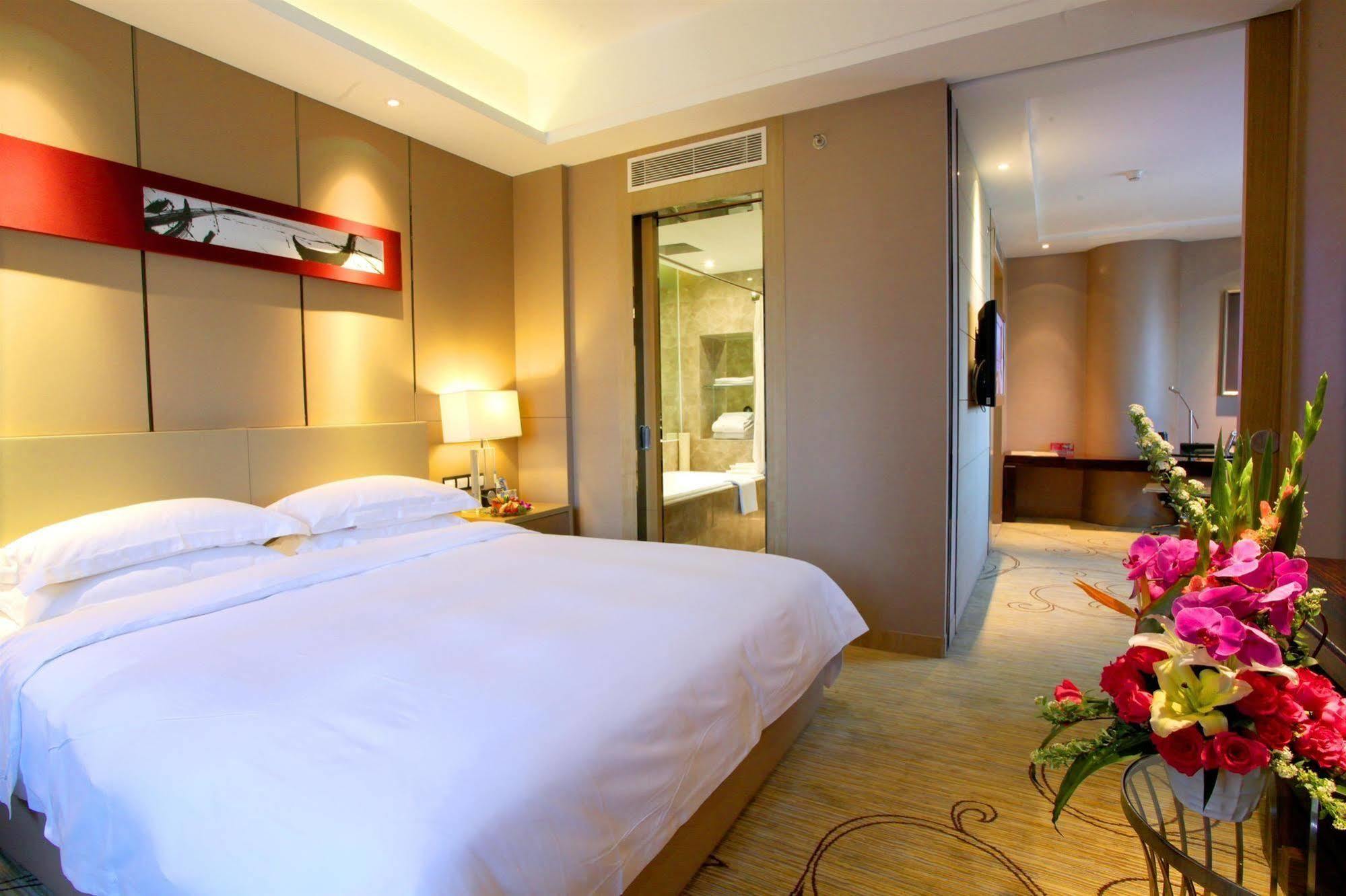 รามาดา บาย วินด์แฮม ซีอาน เบลล์ ทาวเวอร์ Hotel ภายนอก รูปภาพ